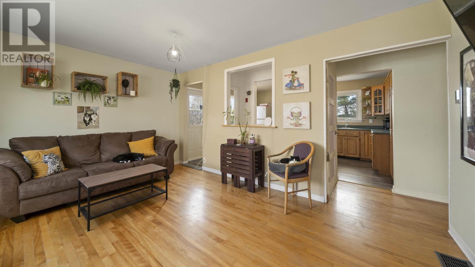 Property at 23 Laurie Drive image 2