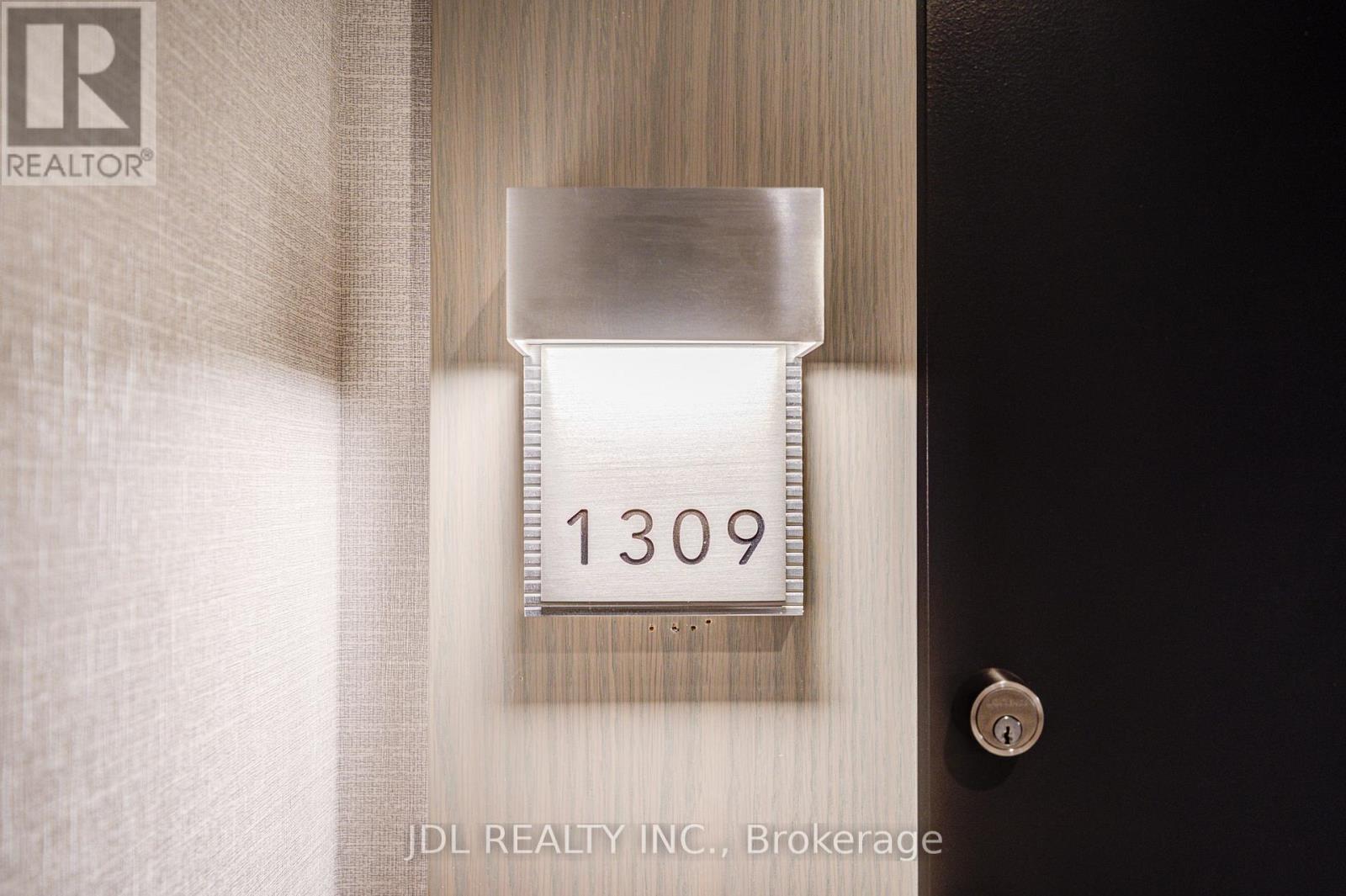 1309 - 8 Olympic Garden Drive, Toronto, Ontario  M2M 0B9 - Photo 5 - C12152899