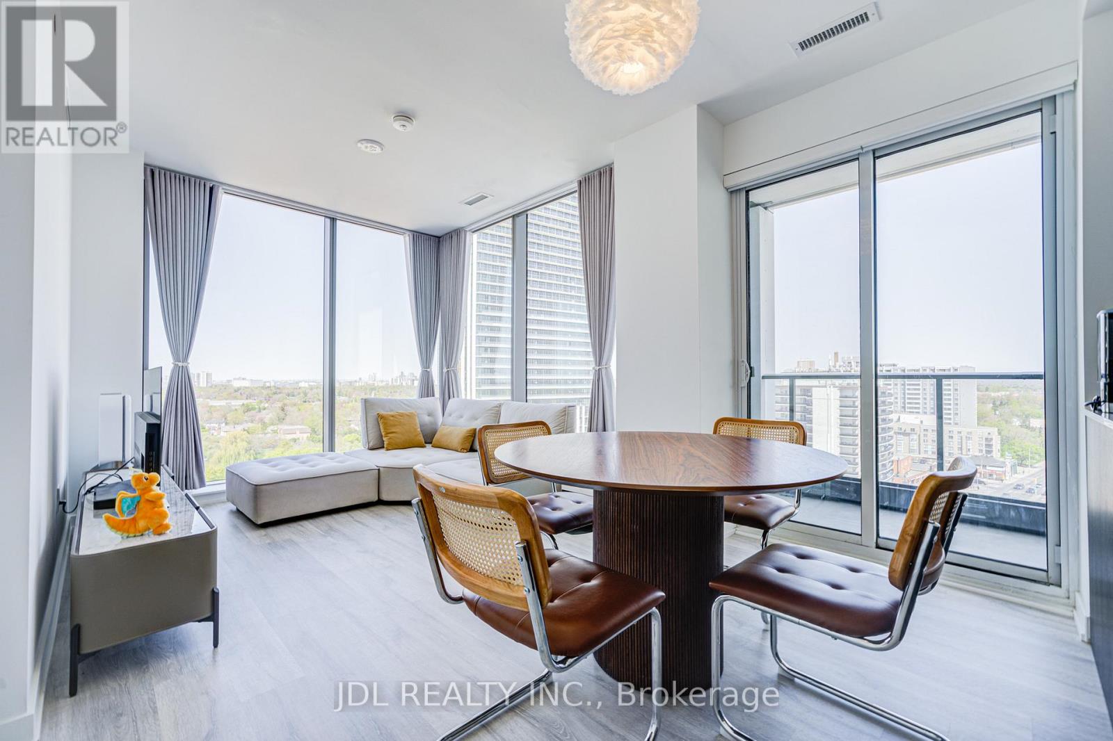 1309 - 8 Olympic Garden Drive, Toronto, Ontario  M2M 0B9 - Photo 8 - C12152899