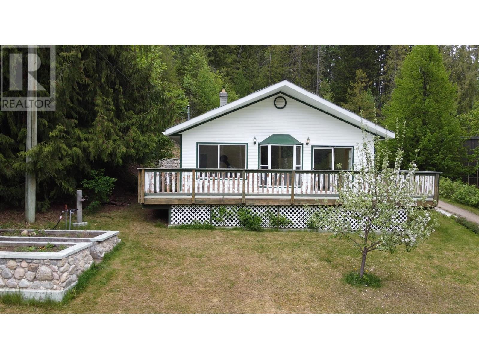 Property at 8917 Meadow Street image 3