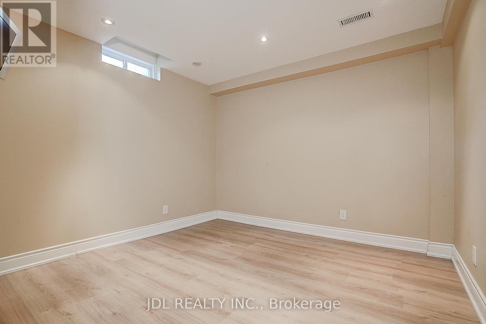 28 Emery Hill Boulevard, Markham, Ontario  L6C 2W7 - Photo 45 - N12152890