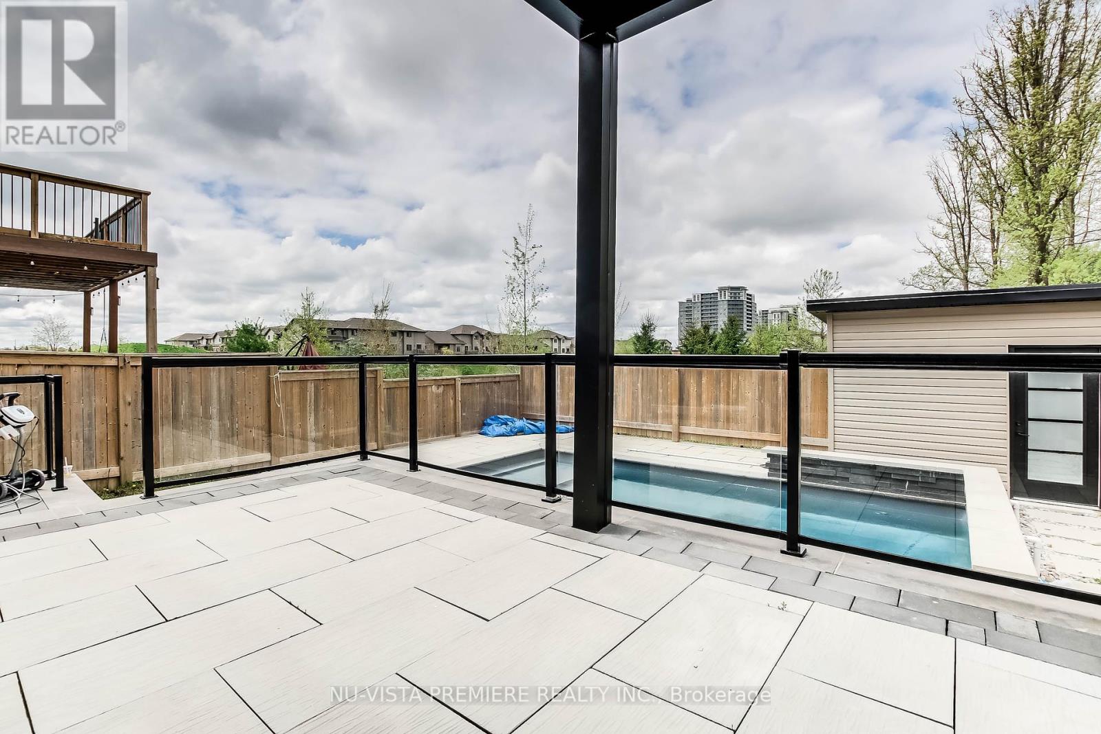 2229 Wateroak Drive, London North (North S), Ontario  N6G 0R1 - Photo 31 - X12152921