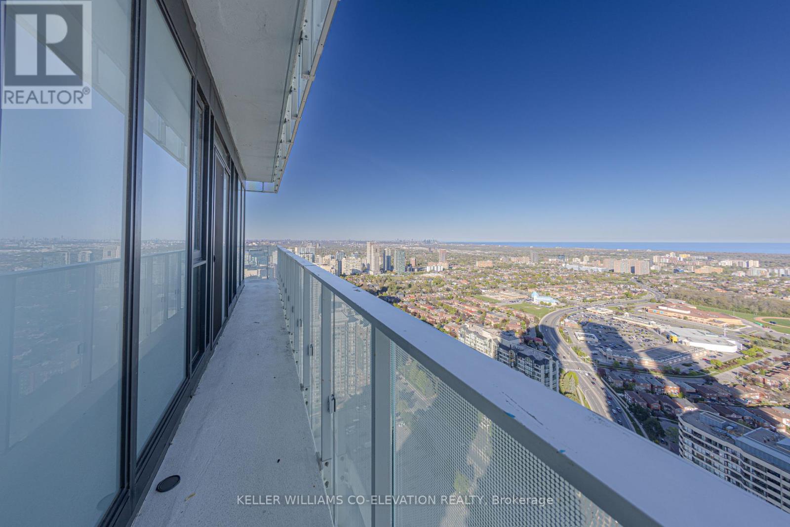 4203 - 3900 Confederation Parkway, Mississauga (City Centre), Ontario  L5B 0M3 - Photo 25 - W12152735