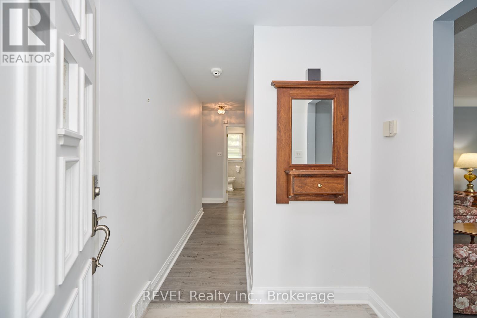 Property at 6361 CLARE CRESCENT image 4