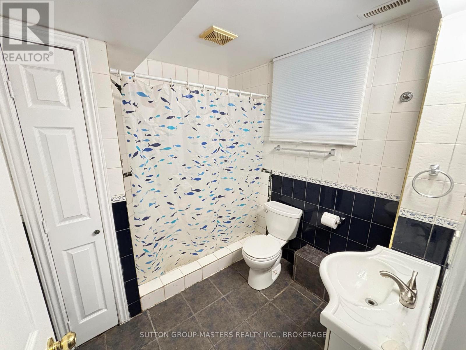 160 Nelson Street, Kingston (Central City East), Ontario  K7L 3X1 - Photo 18 - X12152990