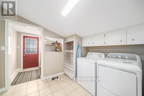 11 Mckenzie Avenue, Smith Falls, Ontario  K7A 3G4 - Photo 11 - X12152987