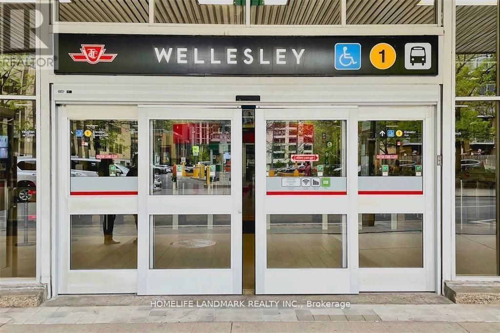 605 - 28 Wellesley Street E, Toronto (Church-Yonge Corridor), Ontario  M4Y 1G3 - Photo 3 - C12152981