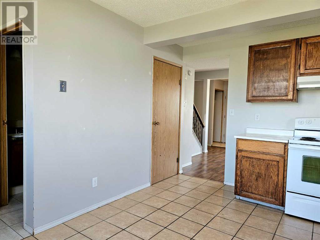 5764 71 Street, Red Deer, Alberta  T4P 3A8 - Photo 11 - A2220582
