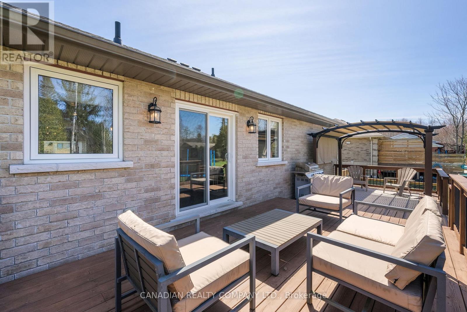 18 Heathbank Avenue, Georgina, Ontario  L0E 1N0 - Photo 48 - N12152908