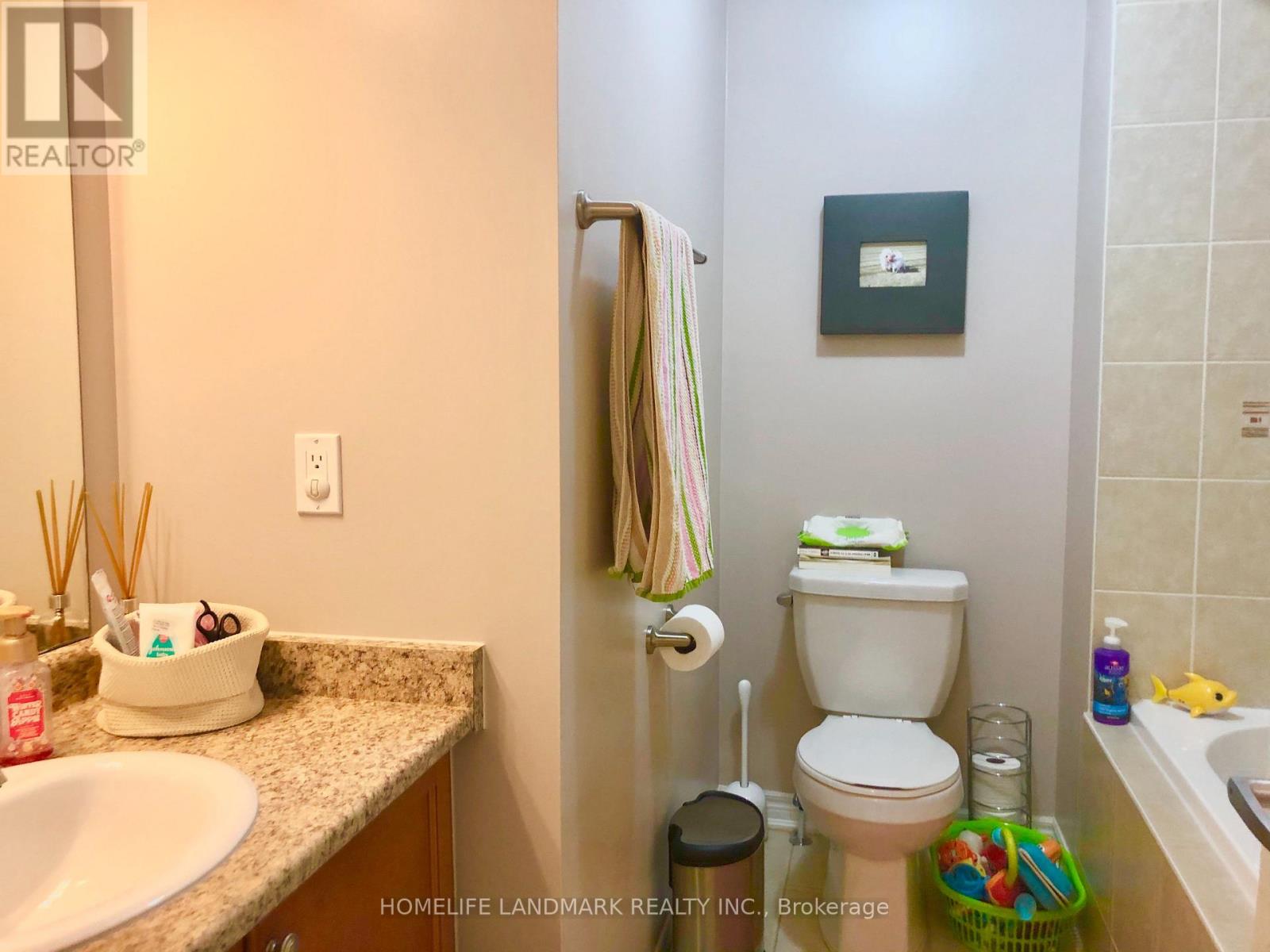 10683 Woodbine Avenue, Markham, Ontario  L6C 0C7 - Photo 16 - N12152938