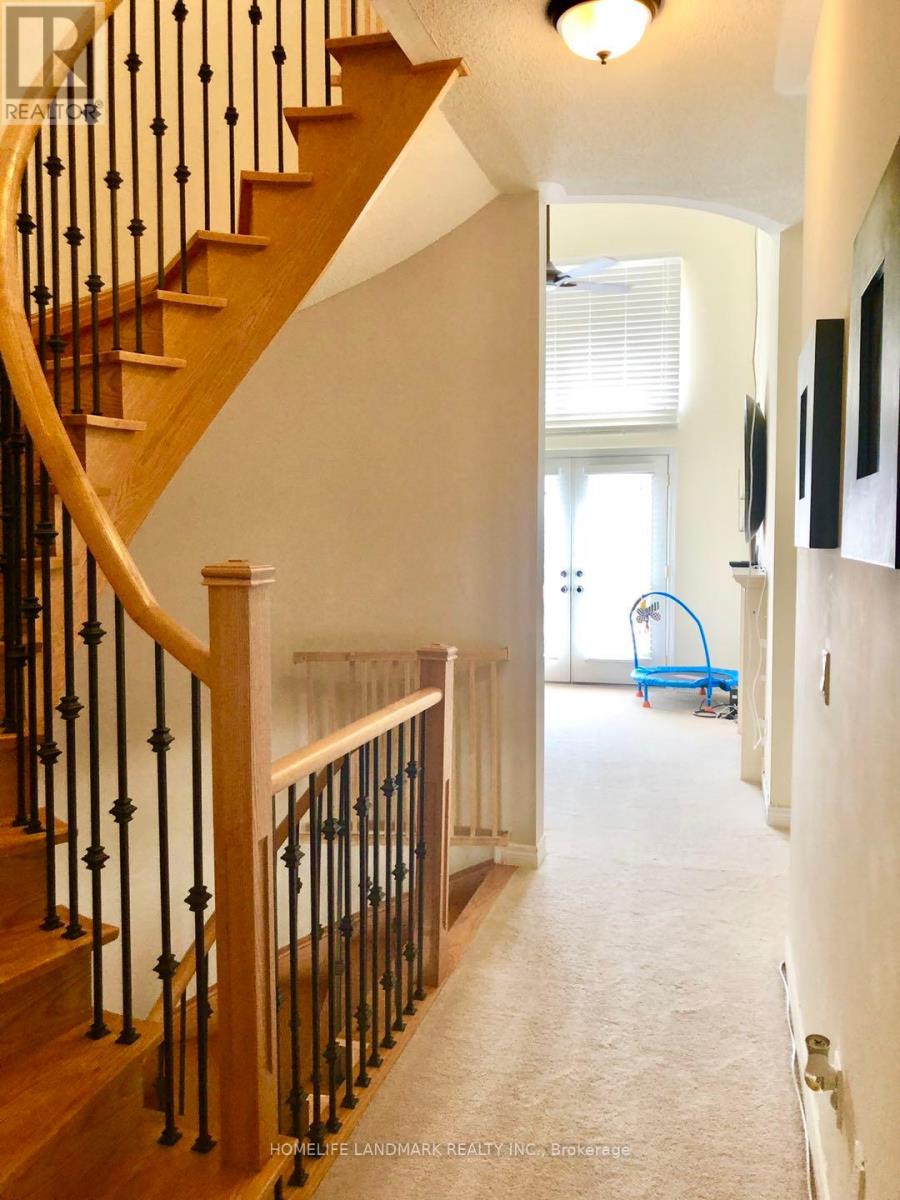 10683 Woodbine Avenue, Markham, Ontario  L6C 0C7 - Photo 9 - N12152938