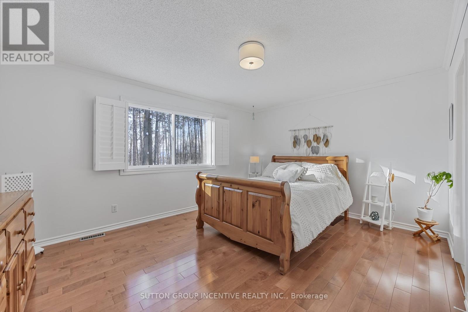 146 Columbia Road, Barrie, Ontario  L4N 8E3 - Photo 20 - S12152984