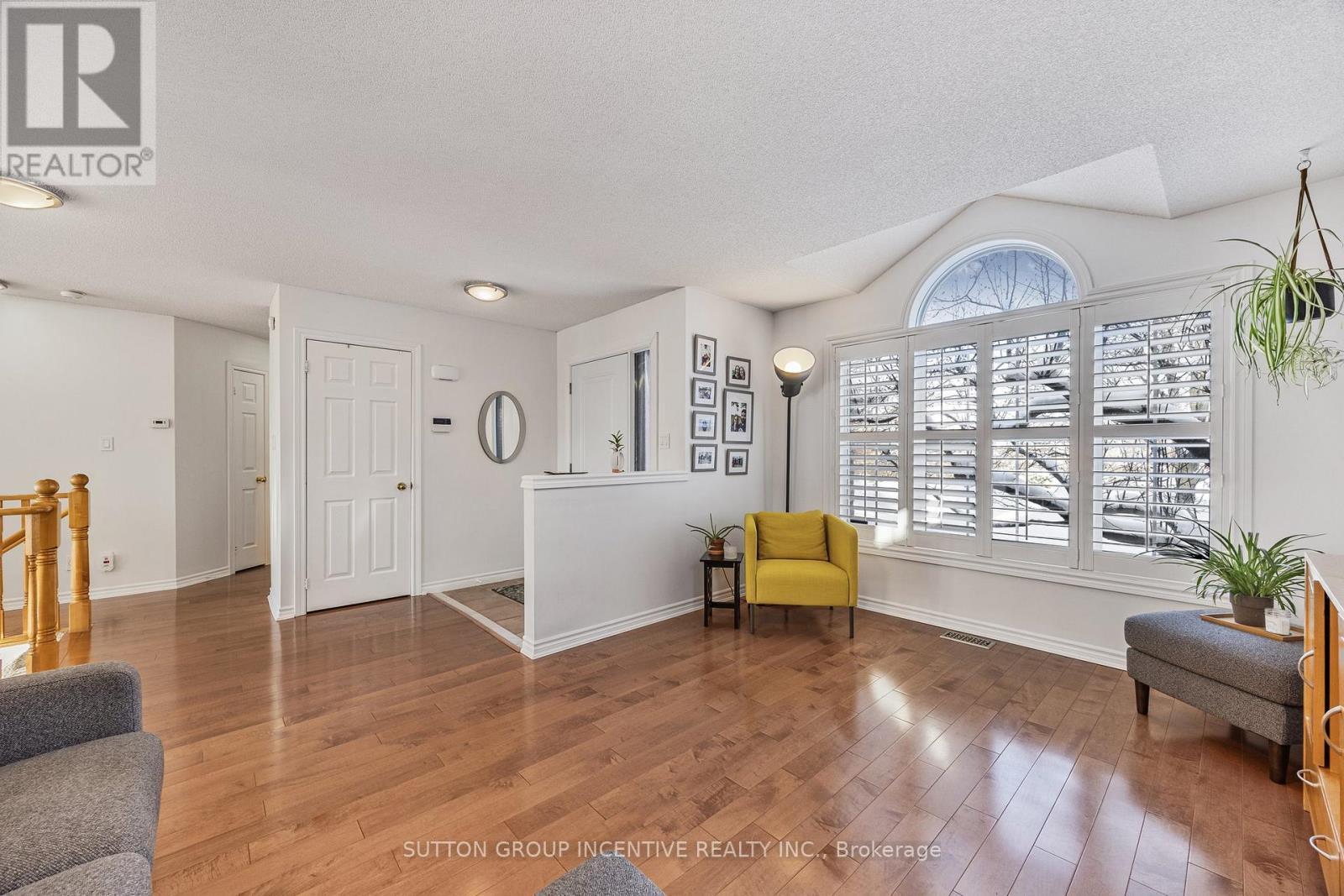 146 Columbia Road, Barrie, Ontario  L4N 8E3 - Photo 8 - S12152984