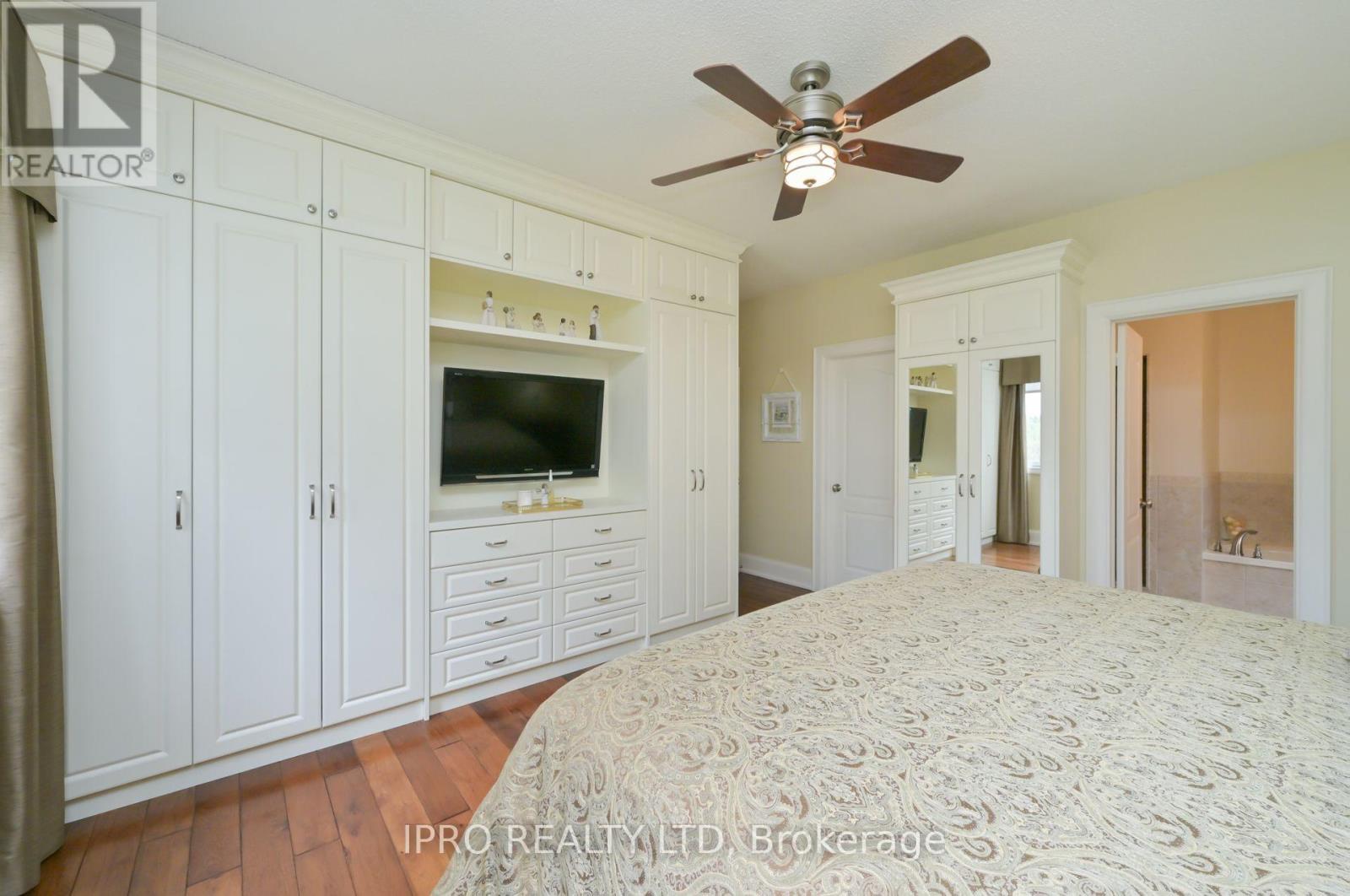 23 Giles Road, Caledon, Ontario  L7K 0B6 - Photo 13 - W12152912
