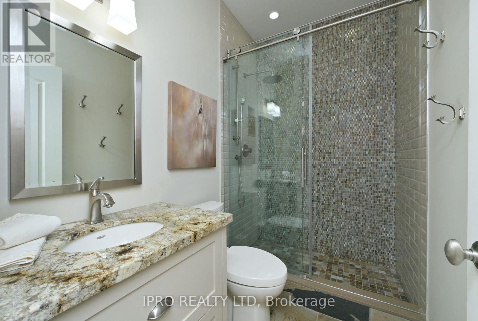 23 Giles Road, Caledon, Ontario  L7K 0B6 - Photo 17 - W12152912