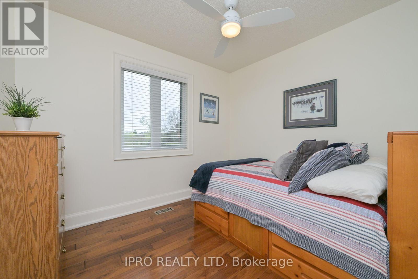 23 Giles Road, Caledon, Ontario  L7K 0B6 - Photo 18 - W12152912