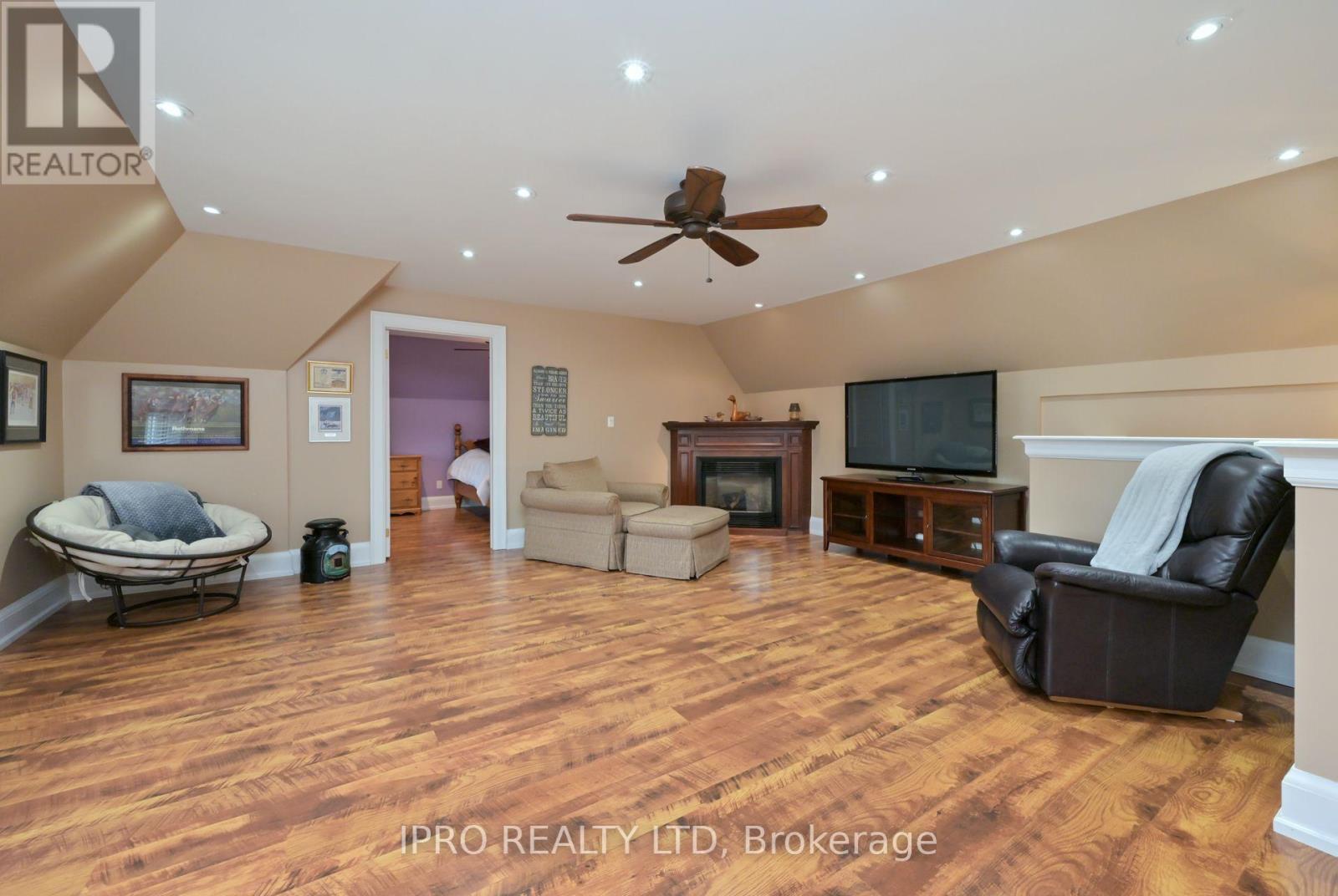 23 Giles Road, Caledon, Ontario  L7K 0B6 - Photo 21 - W12152912