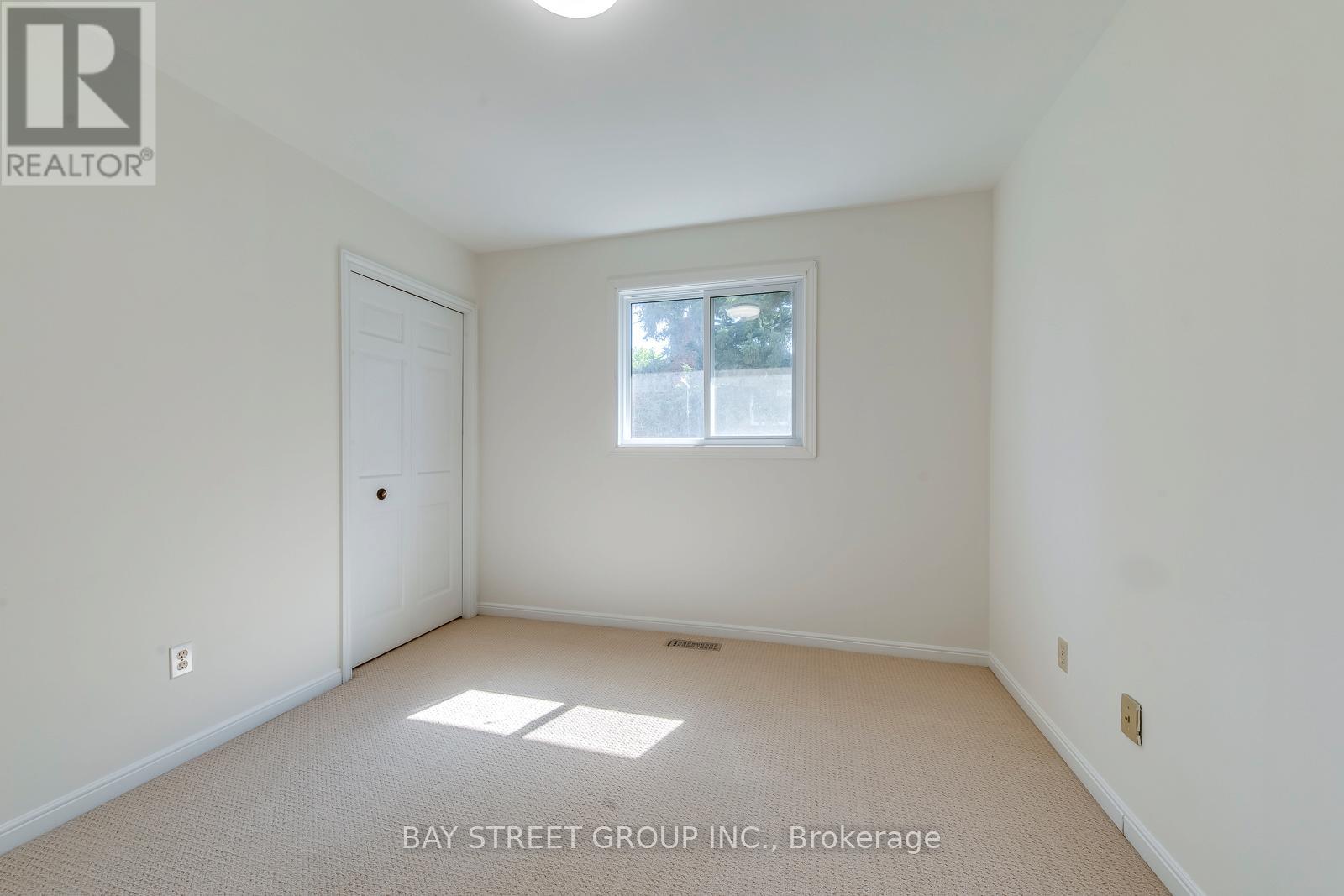 130 All Saints Crescent, Oakville, Ontario  L6J 5Y7 - Photo 33 - W12152916