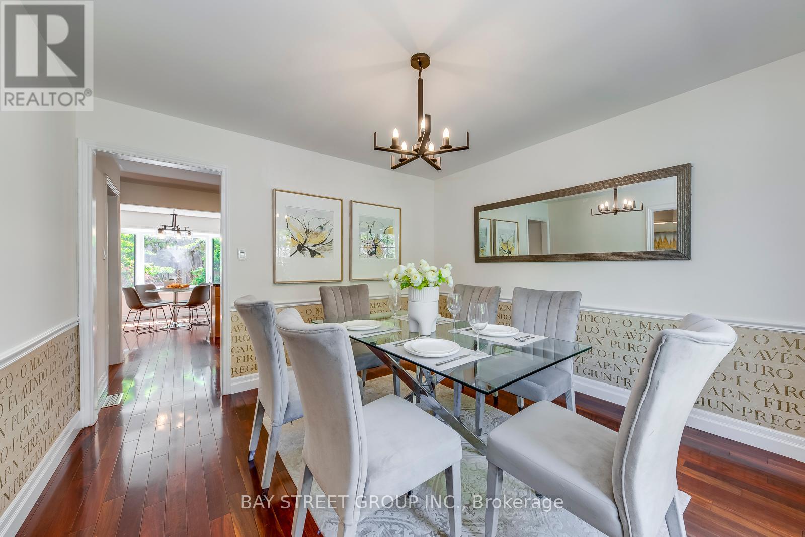 130 All Saints Crescent, Oakville, Ontario  L6J 5Y7 - Photo 9 - W12152916