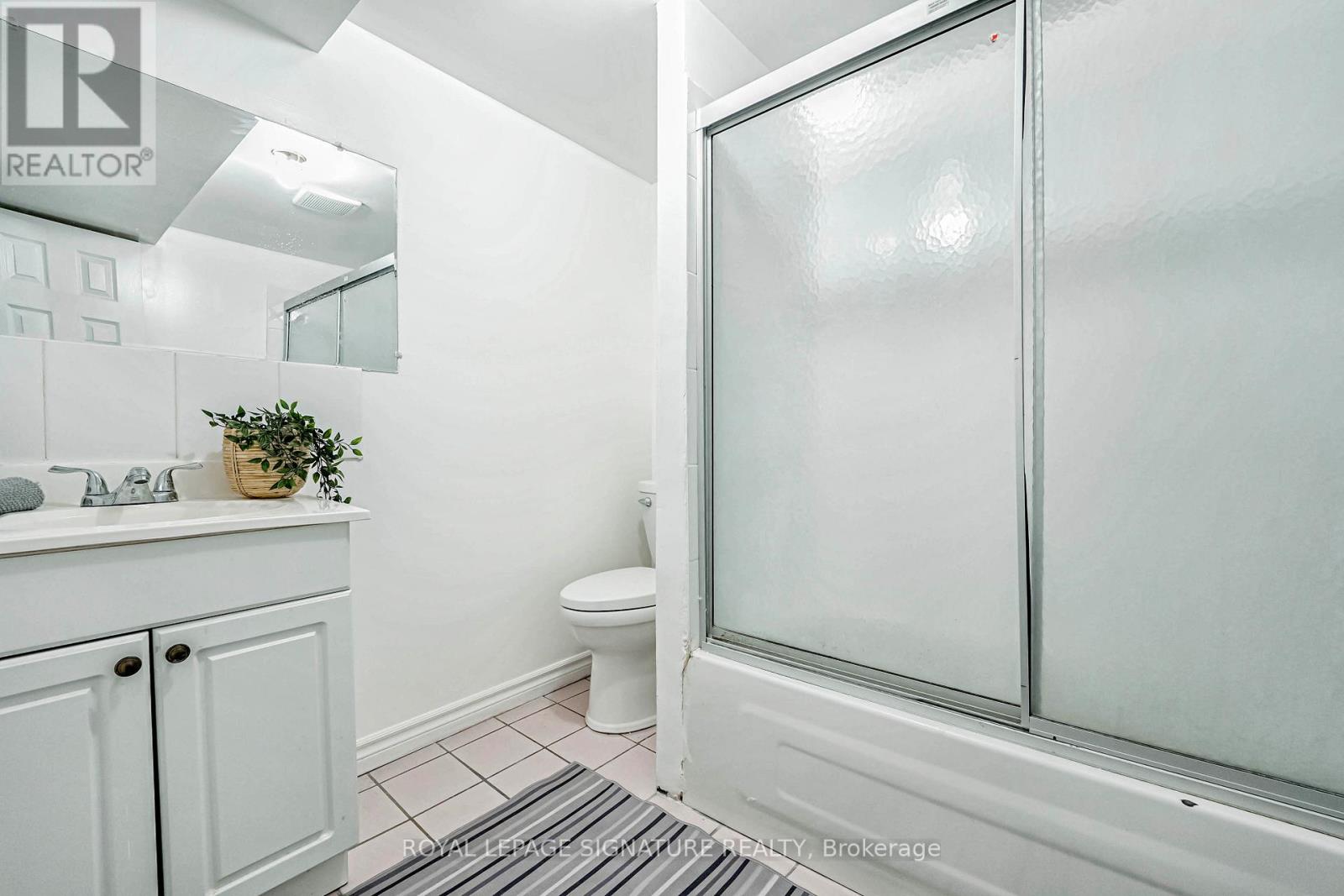 554 Galaxy Court, Mississauga, Ontario  L5R 2P8 - Photo 34 - W12152929