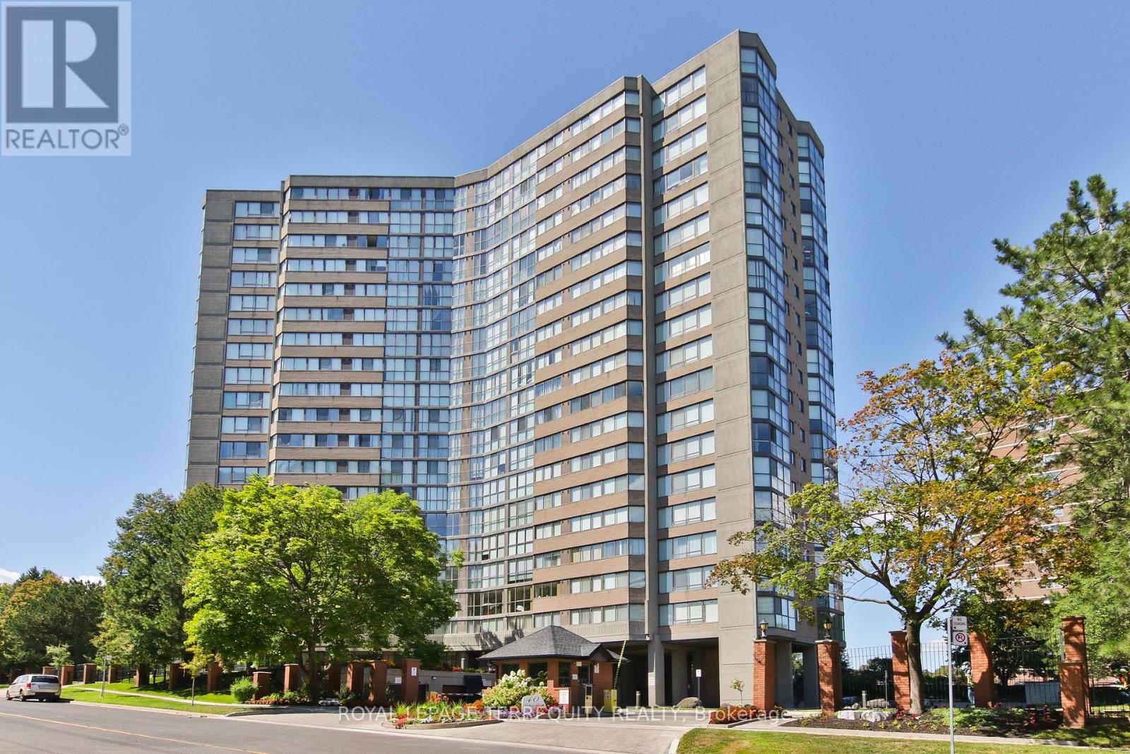 1907 - 40 Richview Road, Toronto, Ontario  M9A 5C1 - Photo 1 - W12152985