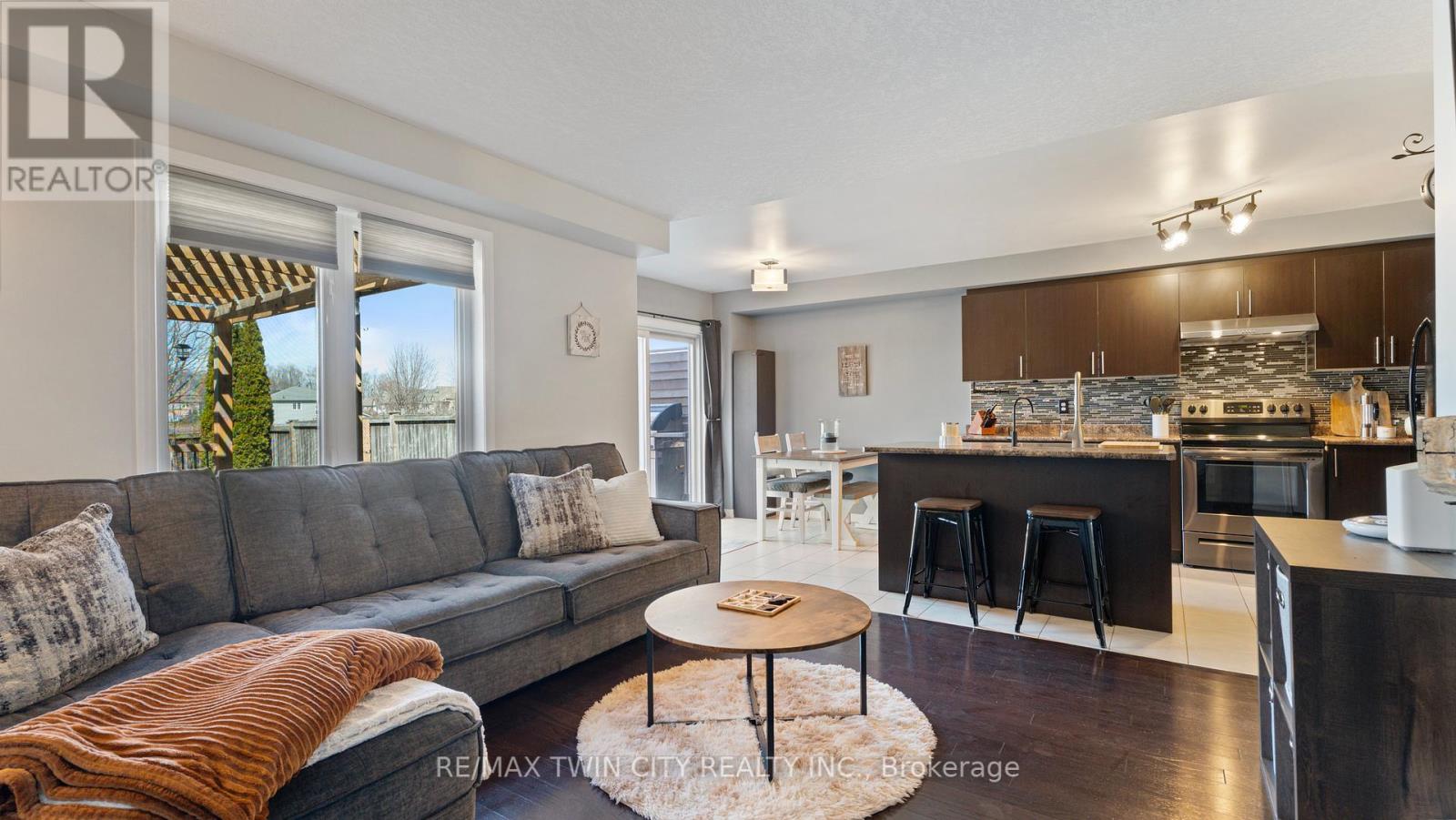 98 Lambert Crescent, Brantford, Ontario  N3T 0E9 - Photo 20 - X12152914