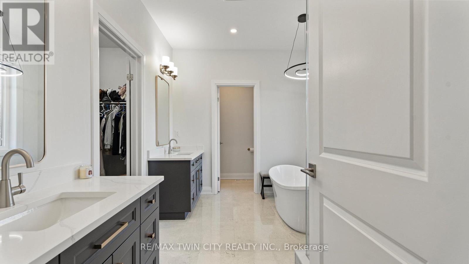 790 South Coast Drive, Haldimand, Ontario  N0A 1L0 - Photo 24 - X12152927