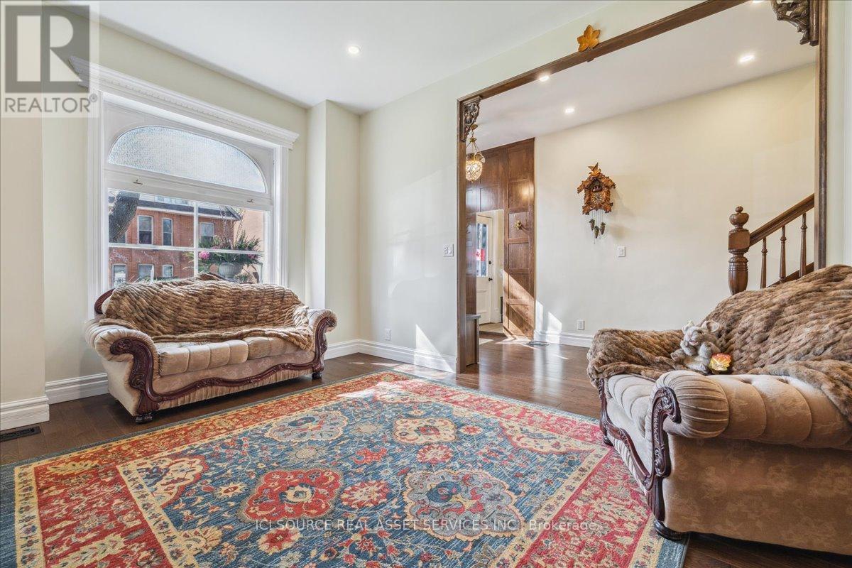 Property at 81 ERIE AVENUE image 5