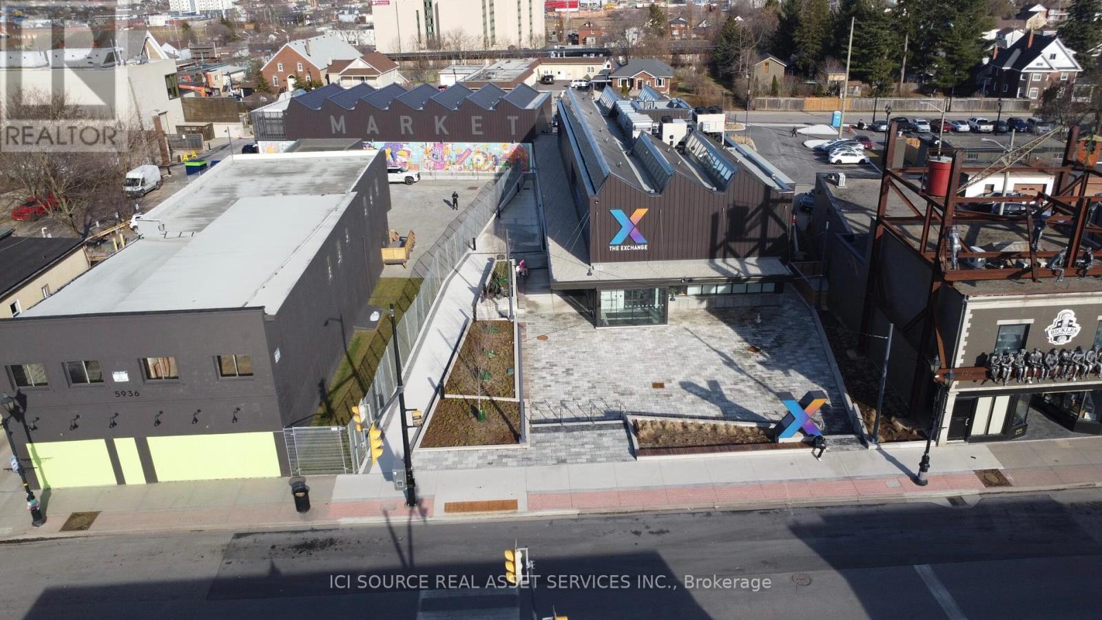 5936 Main Street, Niagara Falls (Dorchester), Ontario  L2G 5Z8 - Photo 7 - X12152977
