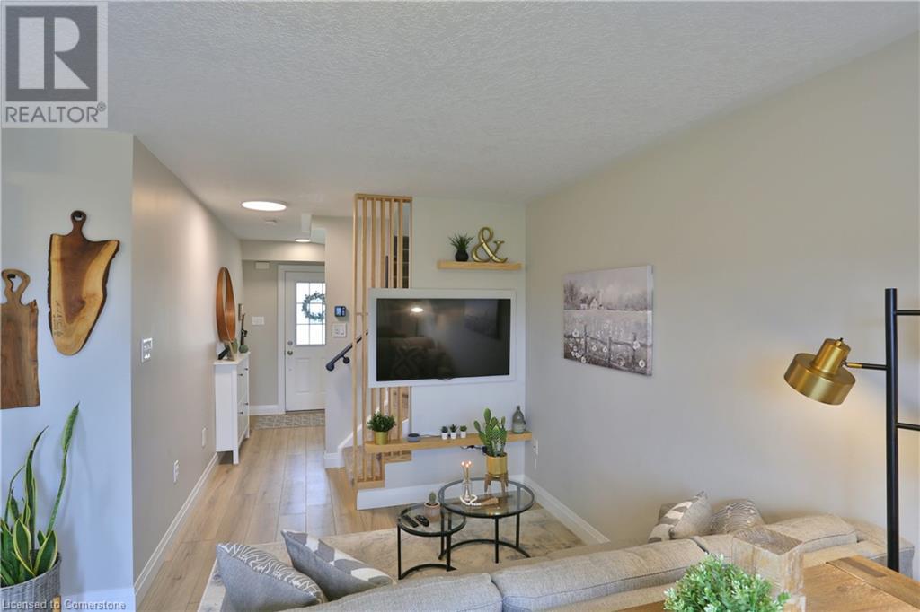 54 Yeaman Drive, Cambridge, Ontario  N1P 1J6 - Photo 6 - 40724979