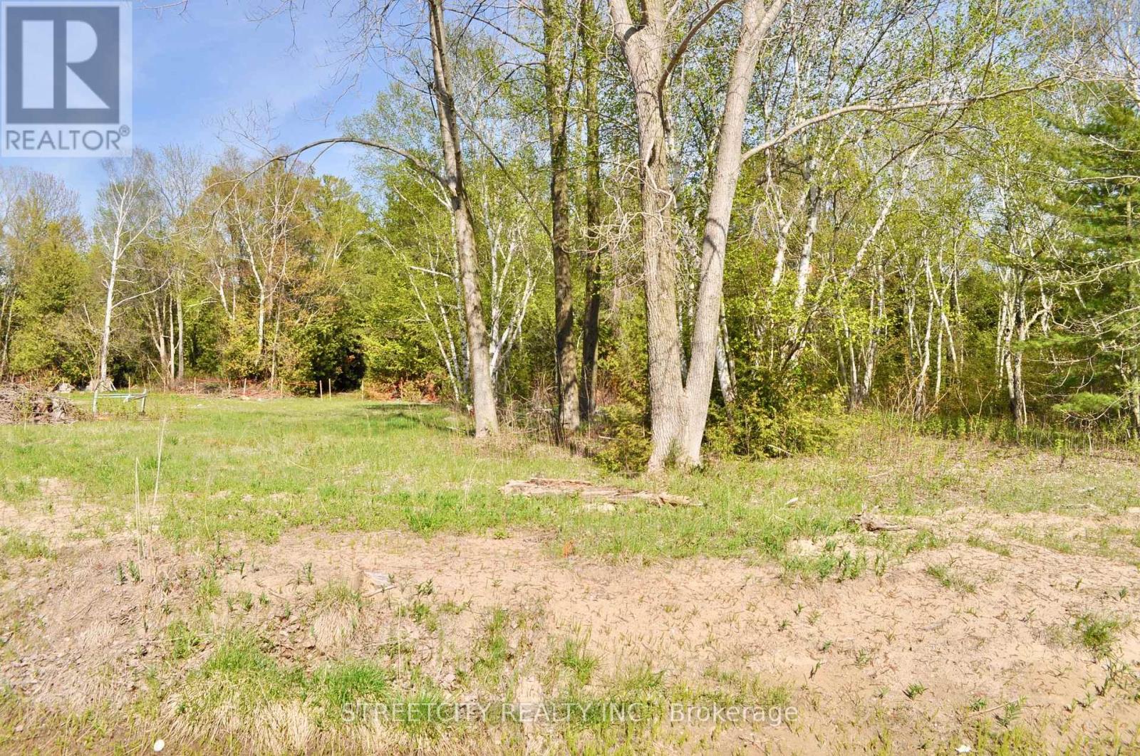 Con 19, Pt Lot 7, Part 5 W. Ipperwash Road, Lambton Shores, Ontario N0N 1J3 - Photo 6 - X12153029