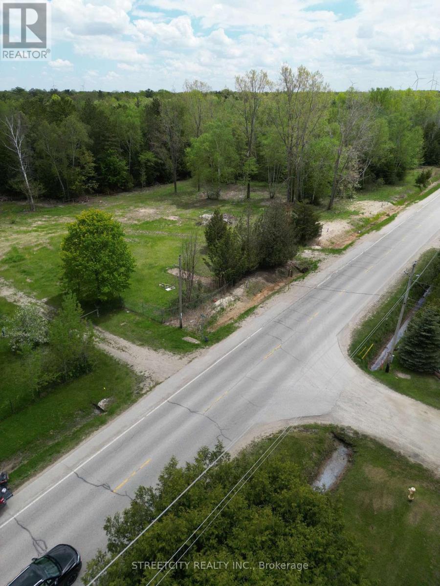 Con 19, Pt Lot 7, Part 3 W. Ipperwash Road, Lambton Shores, Ontario N0N 1J3 - Photo 1 - X12153033