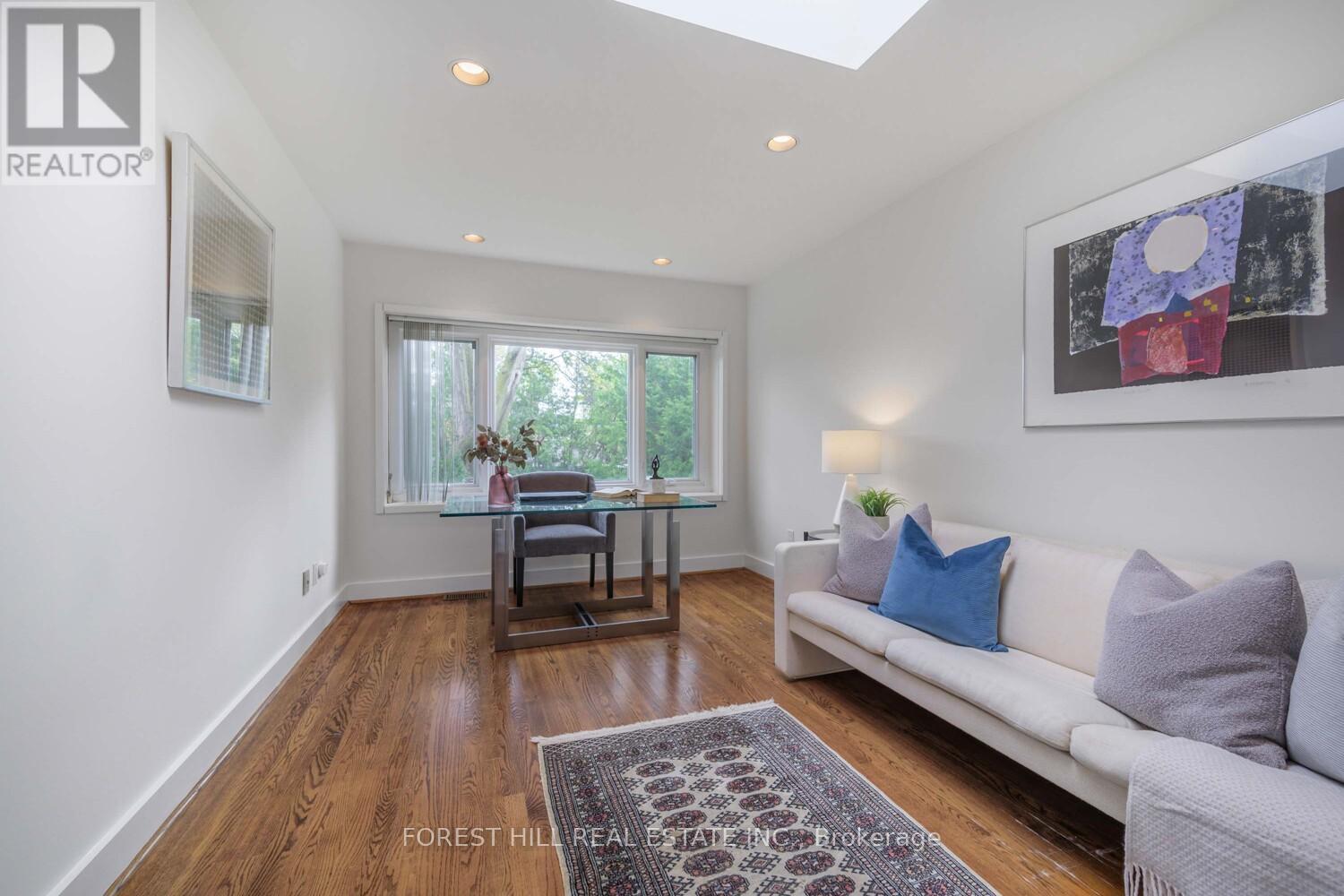 192 Old Forest Hill Road, Toronto, Ontario  M6C 2G9 - Photo 21 - C12126385