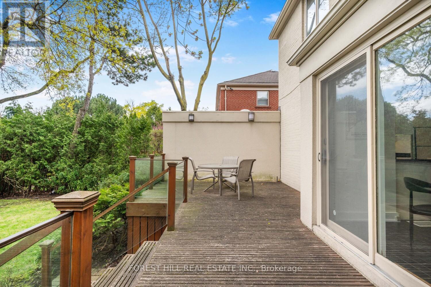 192 Old Forest Hill Road, Toronto, Ontario  M6C 2G9 - Photo 41 - C12126385
