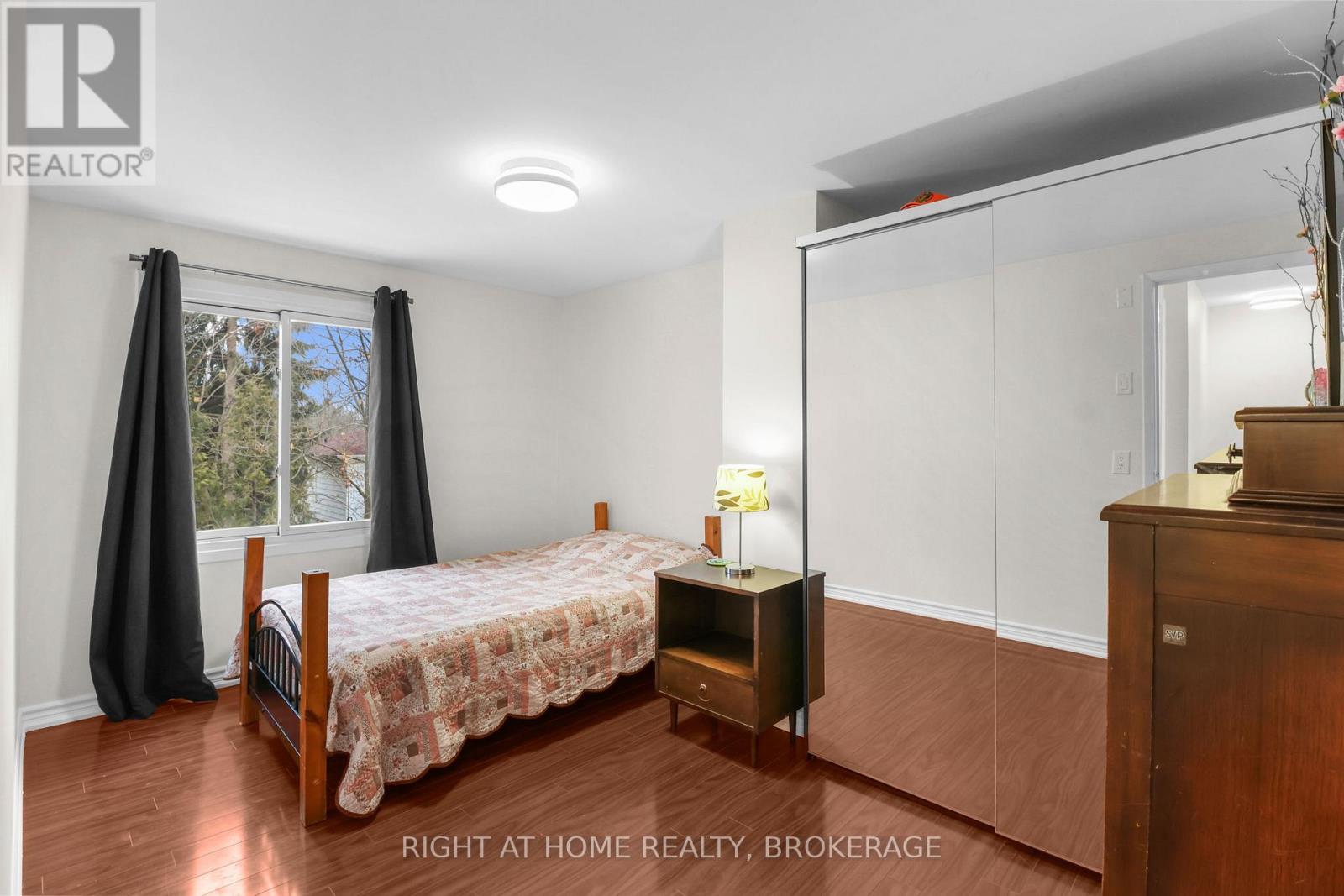 100 - 400 Bloor Street, Mississauga (Mississauga Valleys), Ontario  L5A 3M8 - Photo 20 - W12031729