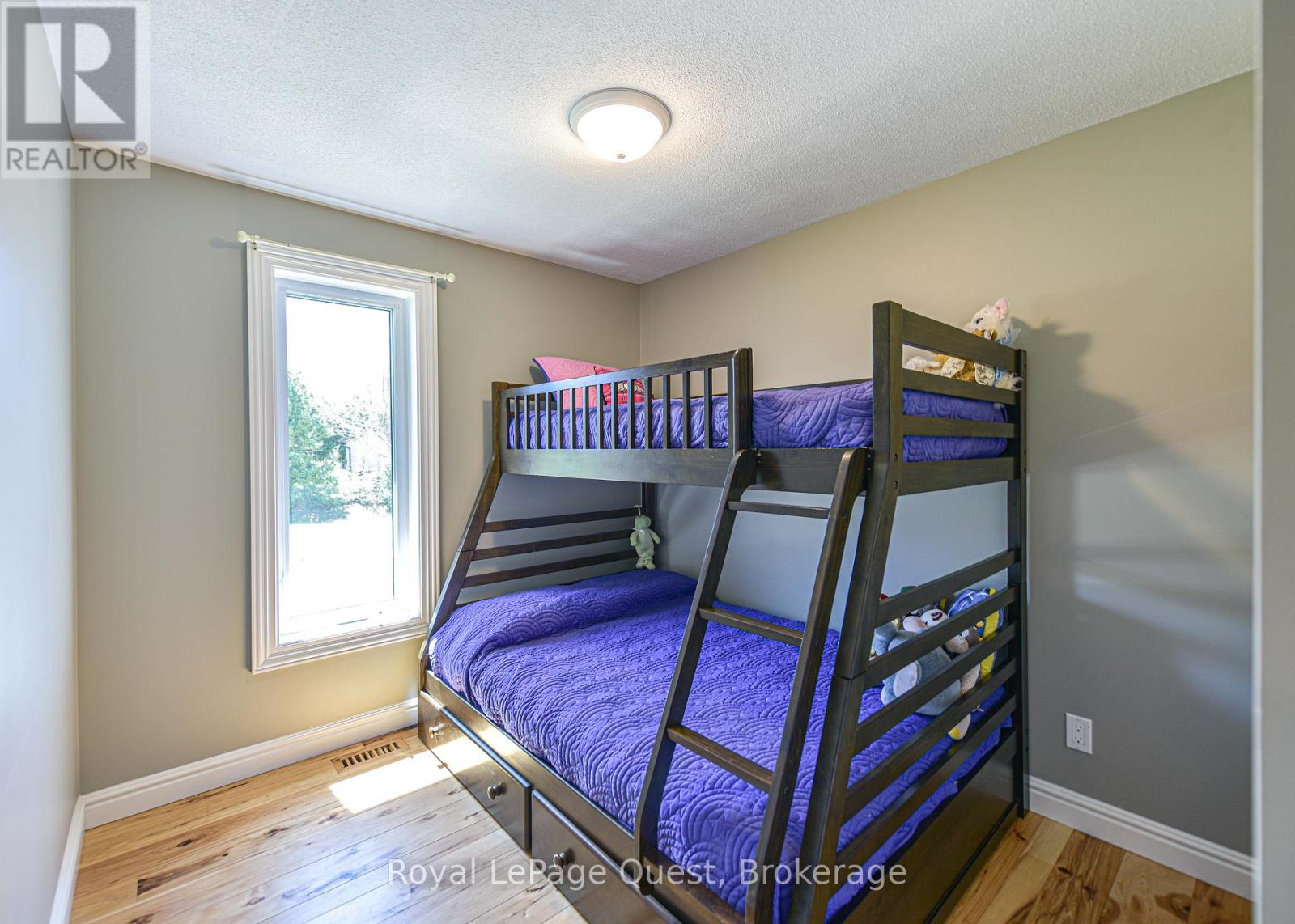 46 Maplewood Parkway, Oro-Medonte, Ontario  L3V 6H1 - Photo 23 - S12153022