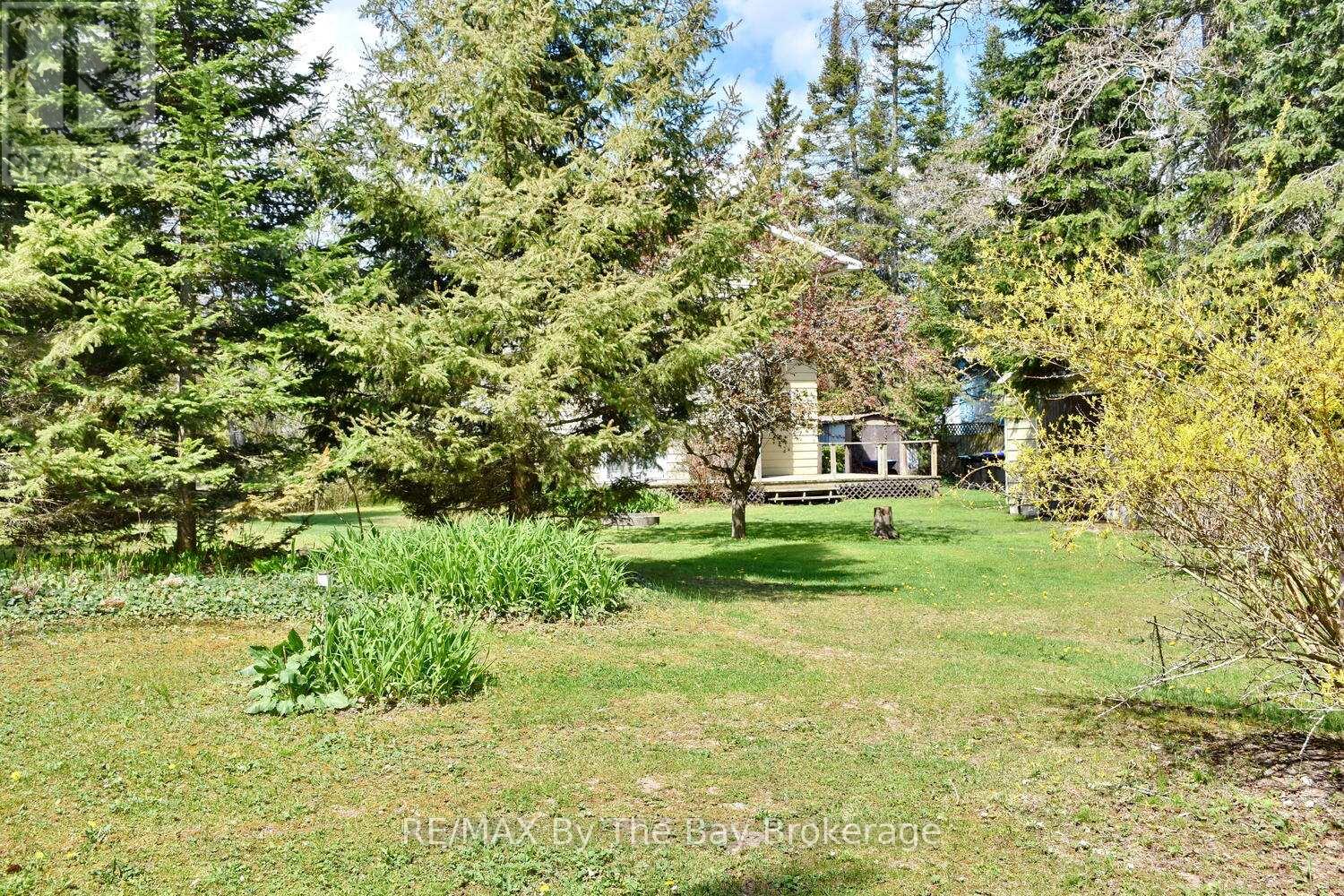 15 Sylvan Avenue, Wasaga Beach, Ontario  L9Z 1T3 - Photo 17 - S12153028
