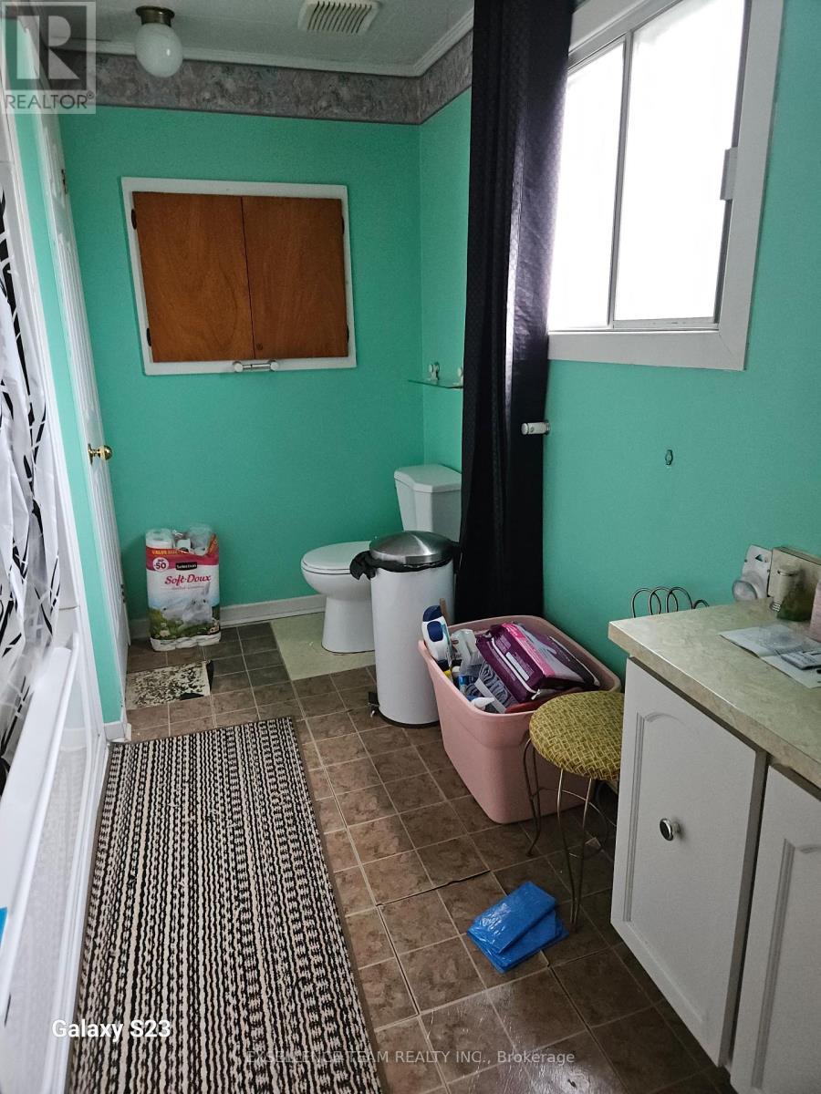 335 Brookdale Avenue, Cornwall, Ontario  K6J 4P2 - Photo 12 - X12020910