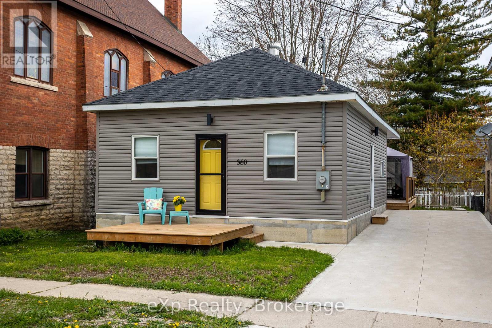 360 FRANK STREET, South Bruce Peninsula, Ontario