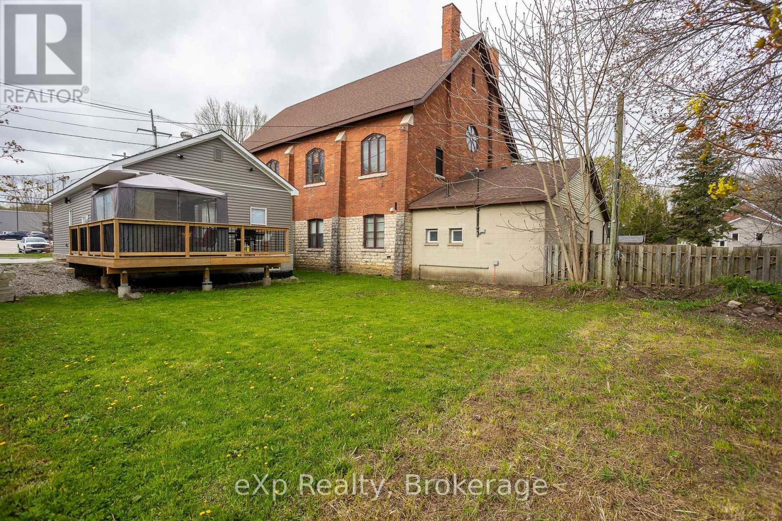 360 Frank Street, South Bruce Peninsula, Ontario  N0H 2T0 - Photo 31 - X12152998