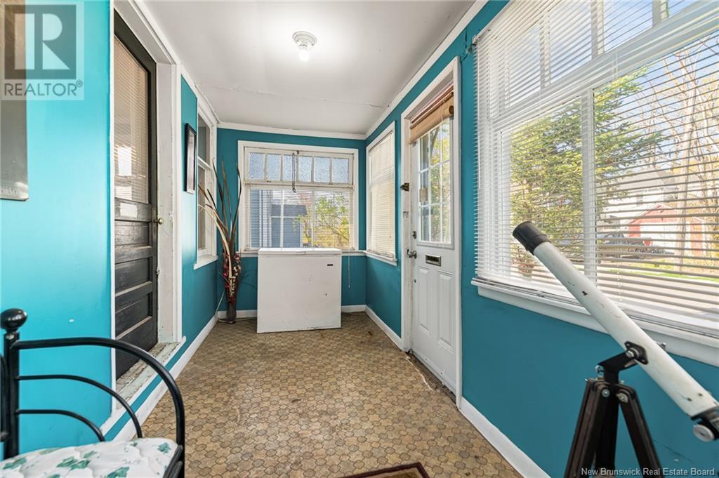 Property at 77 Somerset image 4
