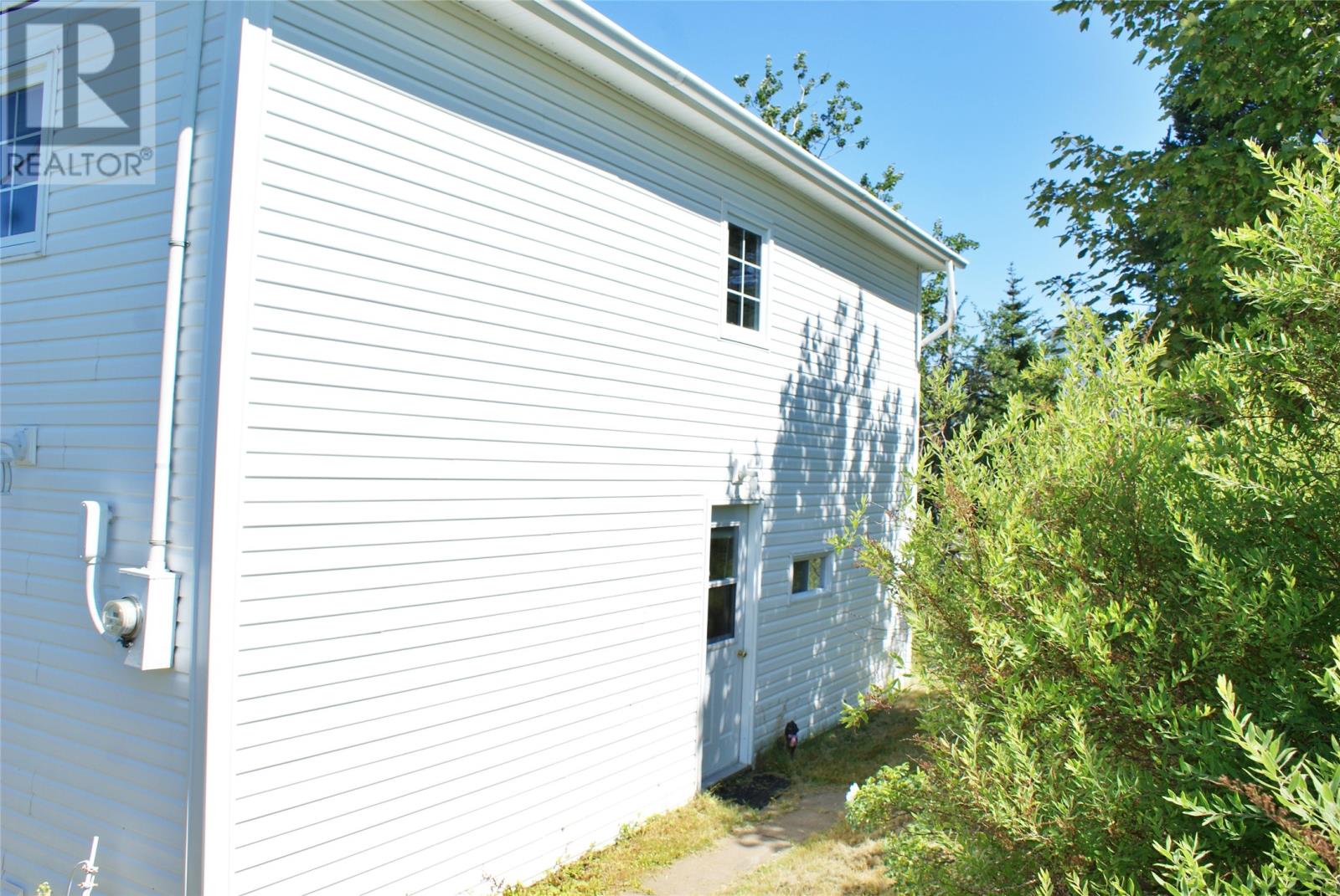 Property at 442 Southside Road image 3