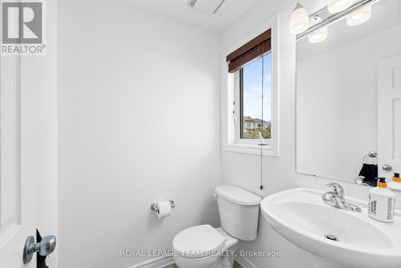 360 Harvest Valley Avenue, Ottawa, Ontario  K4A 0J7 - Photo 6 - X12152999