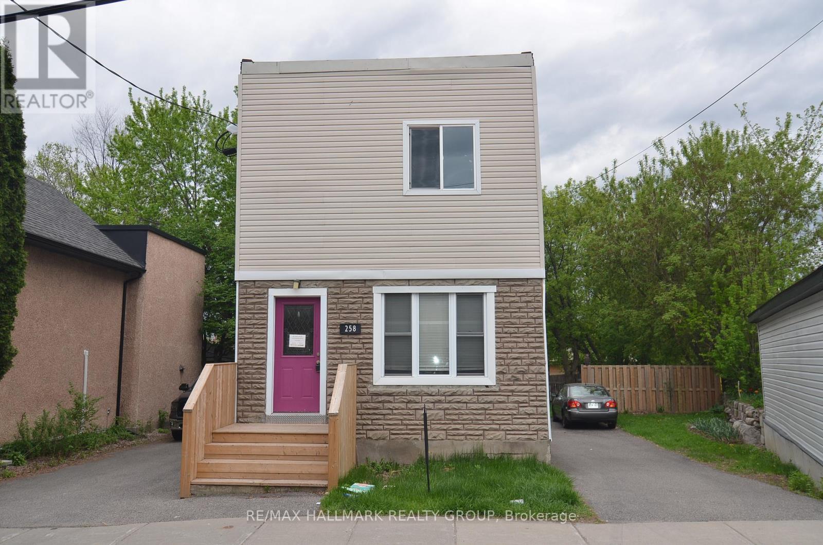 Property at 258 GRANVILLE STREET N image 1