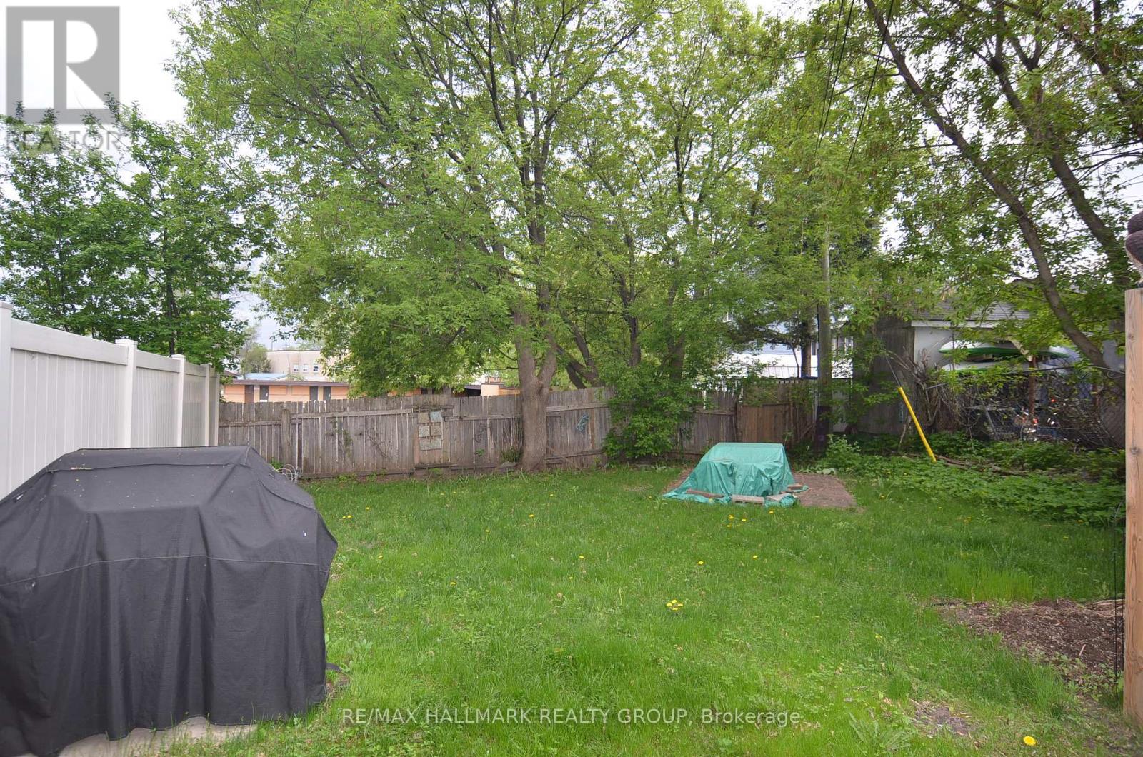 258 Granville Street N, Ottawa, Ontario  K1L 6Z2 - Photo 4 - X12153010