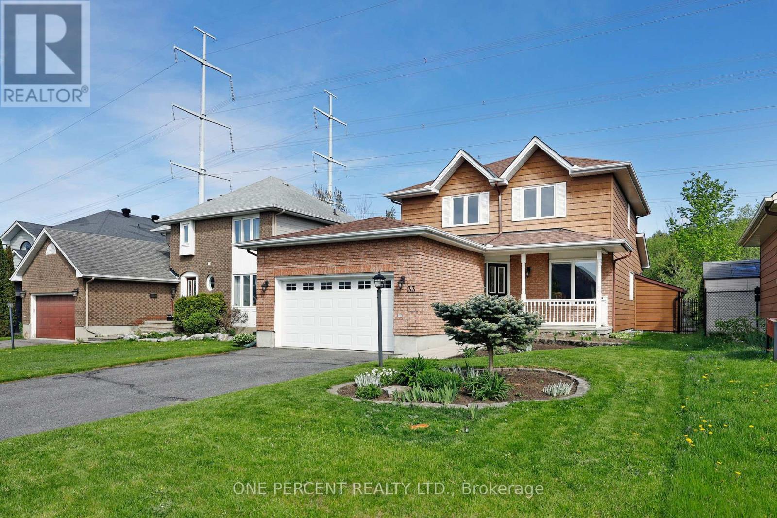 33 Shannondoe Crescent, Ottawa, Ontario  K2M 2H1 - Photo 2 - X12153021