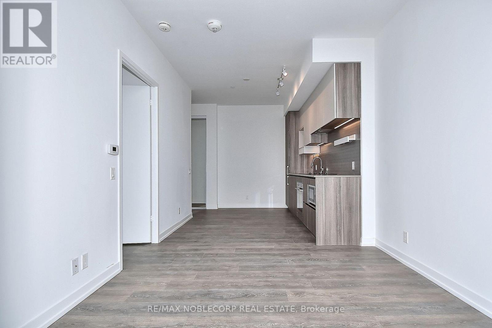 2811 - 898 Portage Parkway, Vaughan, Ontario  L4K 0J3 - Photo 15 - N12153031