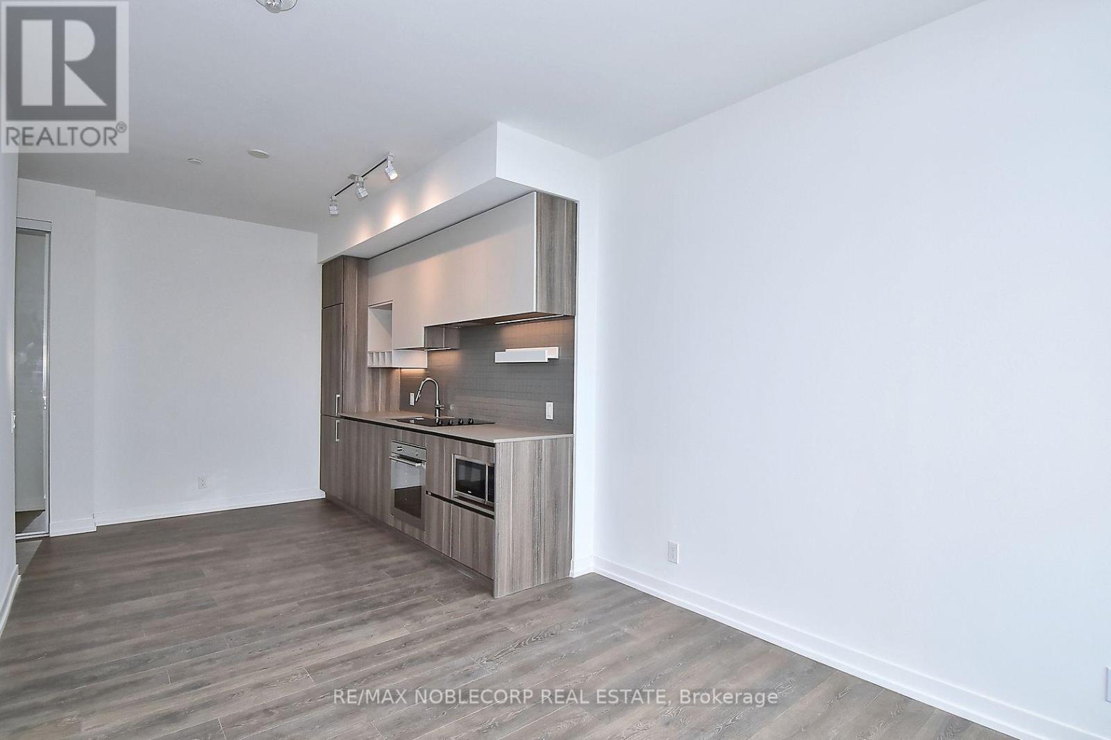 2811 - 898 Portage Parkway, Vaughan, Ontario  L4K 0J3 - Photo 16 - N12153031