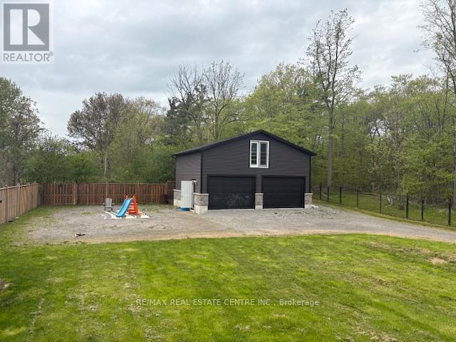 431 Second (Upper) Road E, Hamilton, Ontario  L8J 2X9 - Photo 12 - X12153008