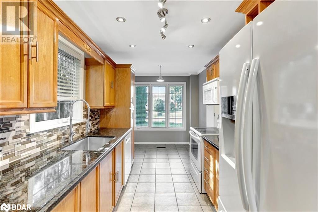 56 Knicely Road, Barrie, Ontario  L4N 6V3 - Photo 6 - 40729212